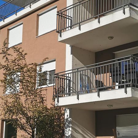 Vivi Wellness Apartman Apartment Siofok Exterior photo