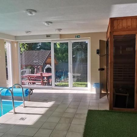 Vivi Wellness Apartman Apartment Siofok Exterior photo