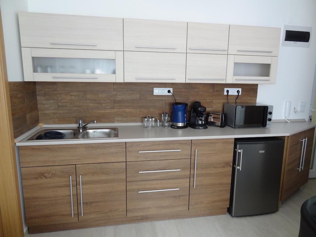Vivi Wellness Apartman Apartment Siofok Room photo